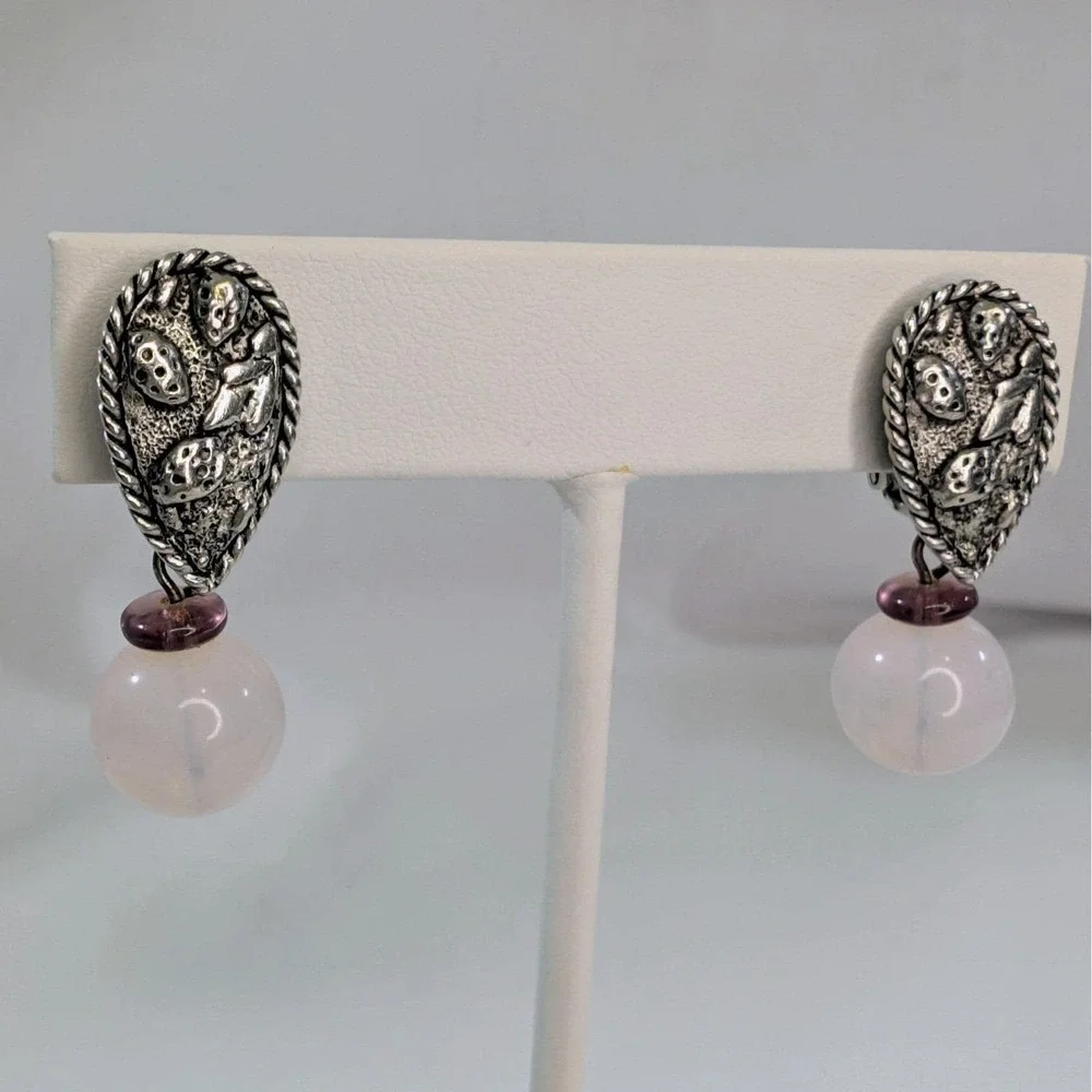 Vintage Clip On Earrings Antique Silver Leaf Opalescent Glass Bead 1.25" - Picture 1 of 5